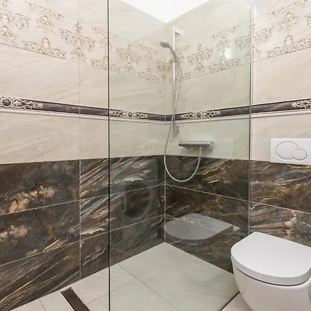 Awesome In With Kitchen * Gostinjac