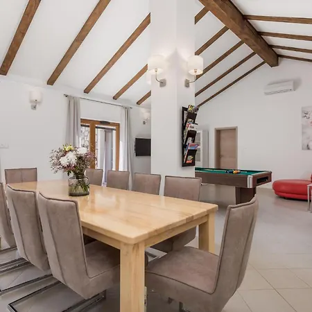 Awesome In With Kitchen Feriehus